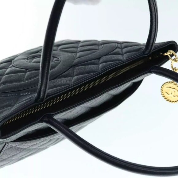 CHANEL Tote Bag Caviar Skin Standard Black CC Auth - Picture 7 of 16